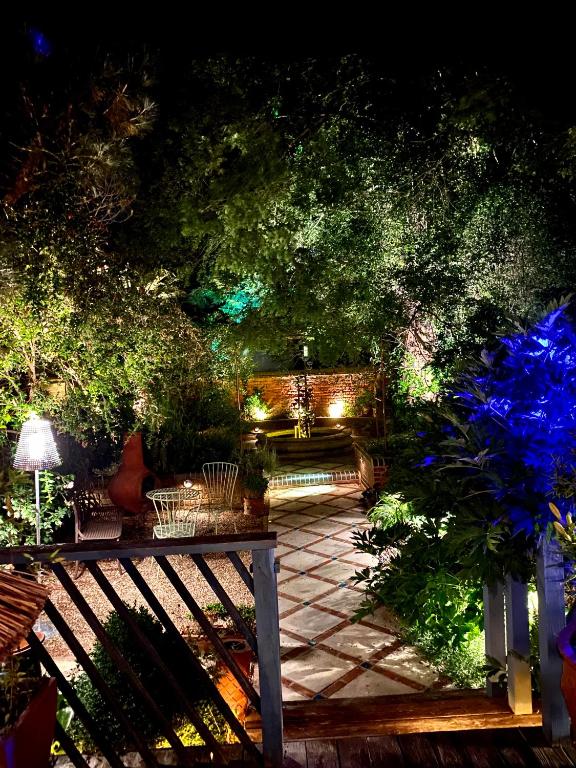 The Galaxie - Resim 22