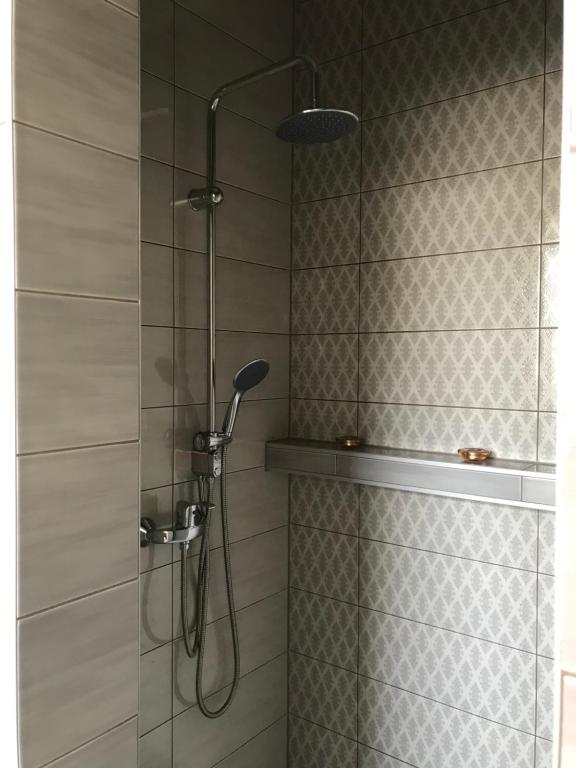 Łazienka w obiekcie Rita Apartman Balatonszéplak