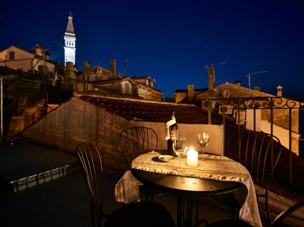 Zdjęcie z galerii obiektu Old Town Splendid Apartments by Irundo w Rovinj