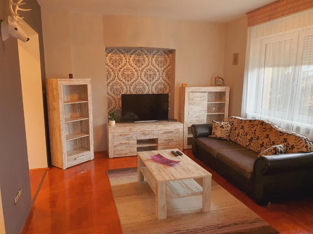 Adel Apartman 3529 Miskolc, Lázár Vilmos utca 7. kép - 1