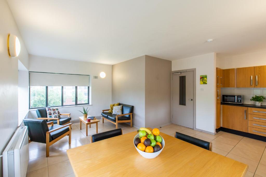 Kuchyň nebo kuchyňský kout v ubytování Maynooth Campus Apartments