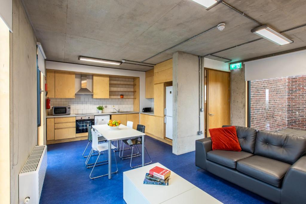 Posezení v ubytování Maynooth Campus Apartments