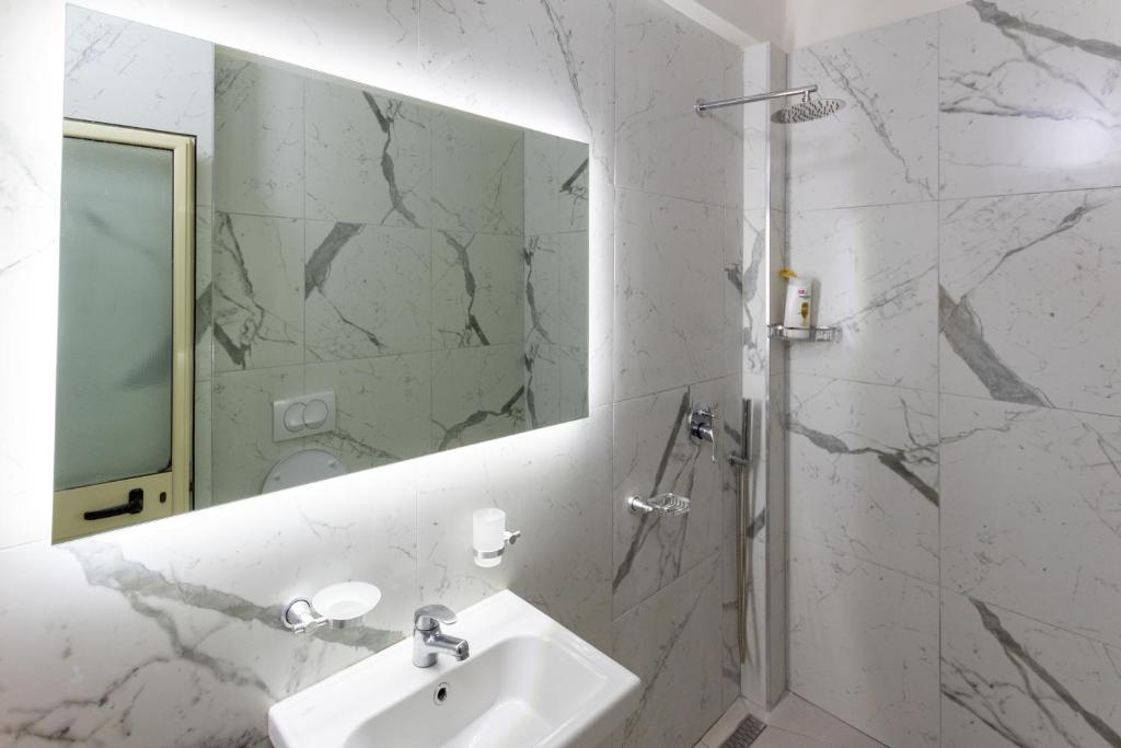 Comfortable apartment next to the beach - Imazhi 3