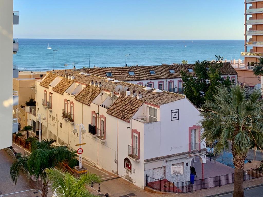 Nice & Bright In the heart of Benalmadena, Benalmádena ...