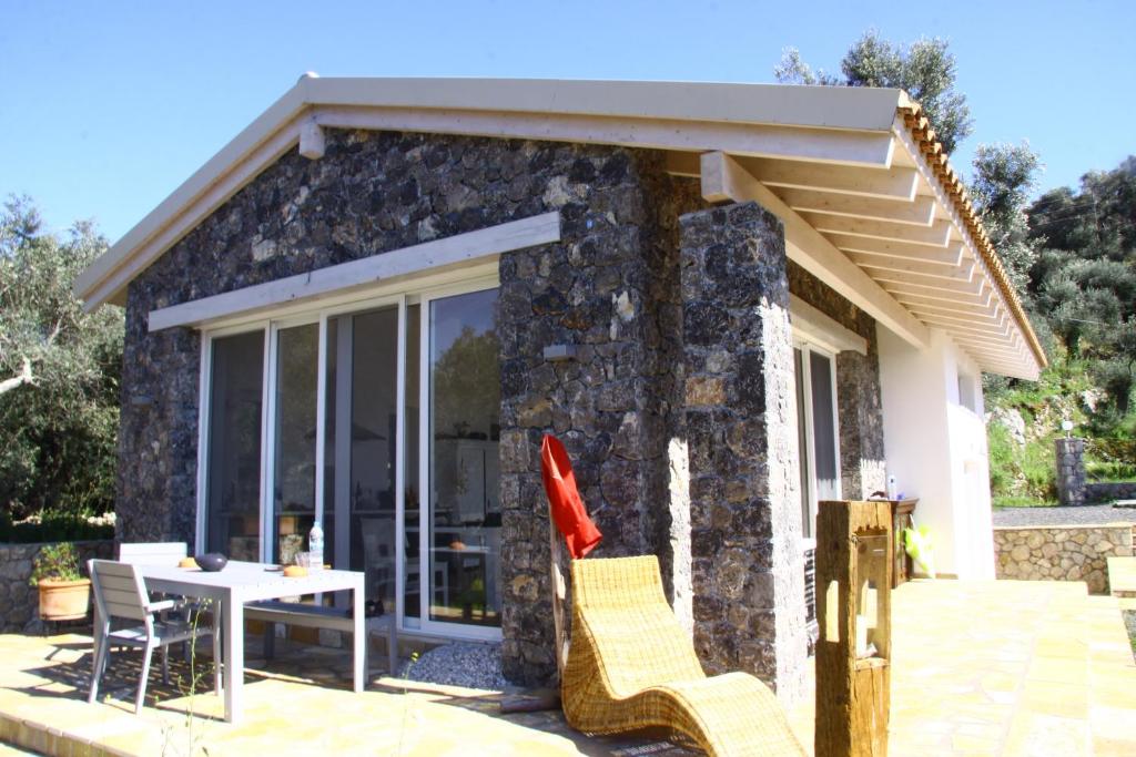 The building in which the holiday home is located