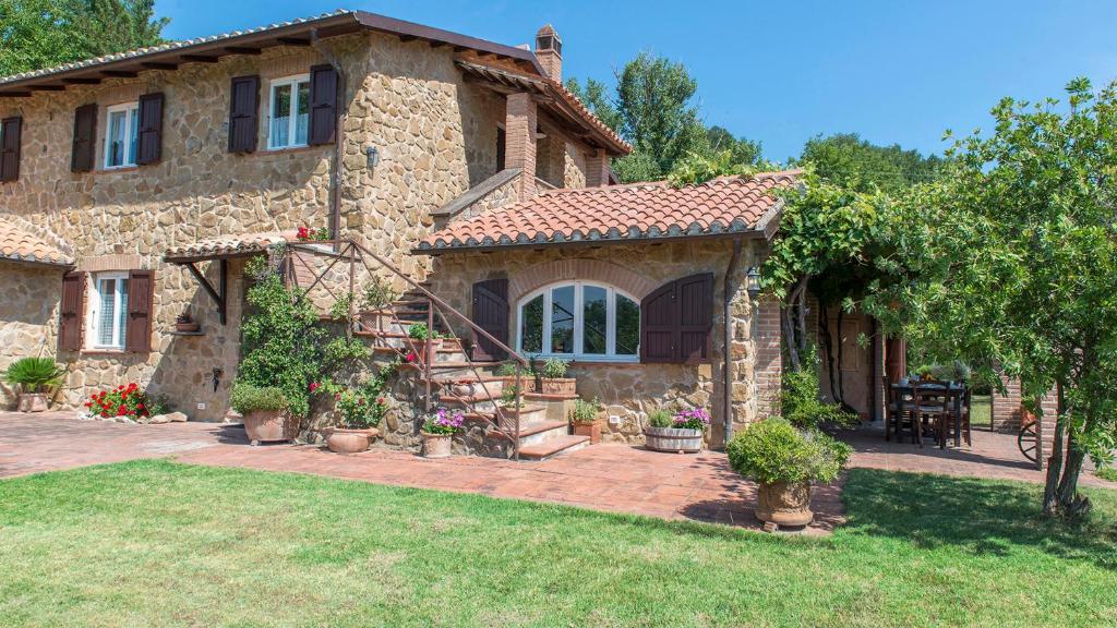 PRATOLINE 8, Emma Villas