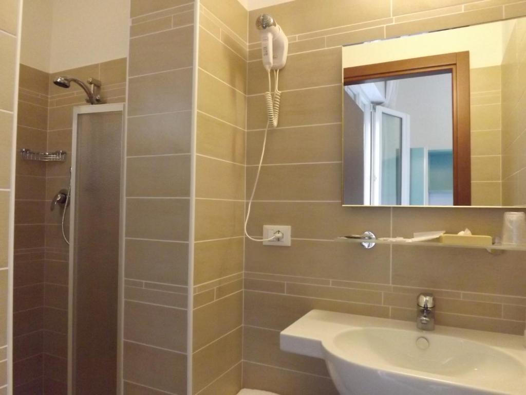 TURA HOTEL