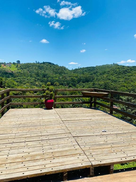  SÍTIO MARAVILHOSO EM MAIRIPORÃ
