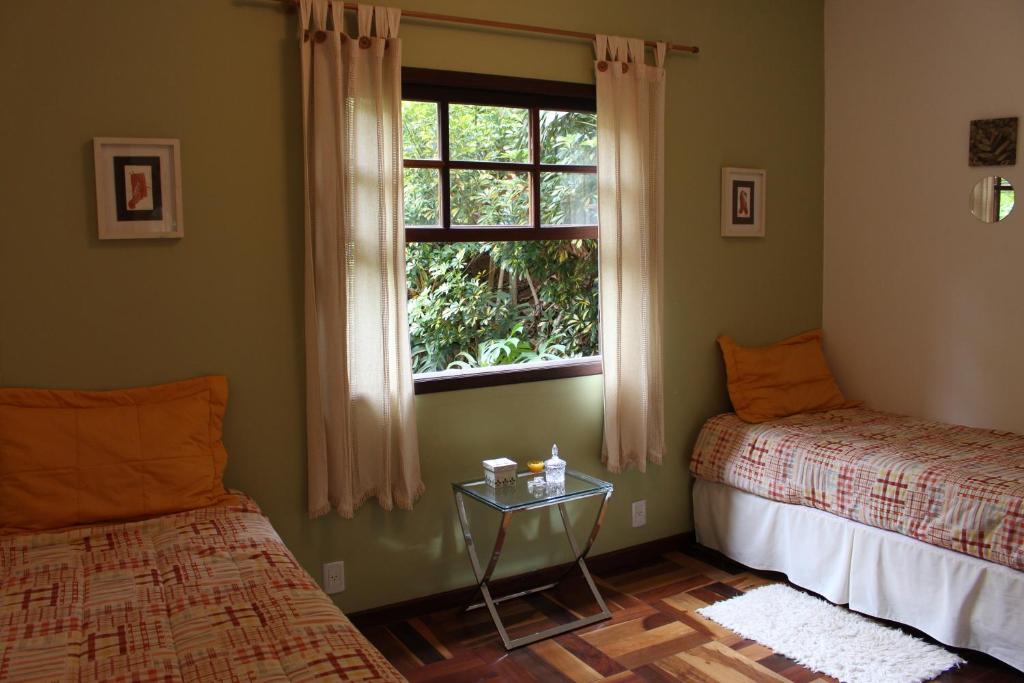 Casa na Serra de Itaipava: Natureza com conforto