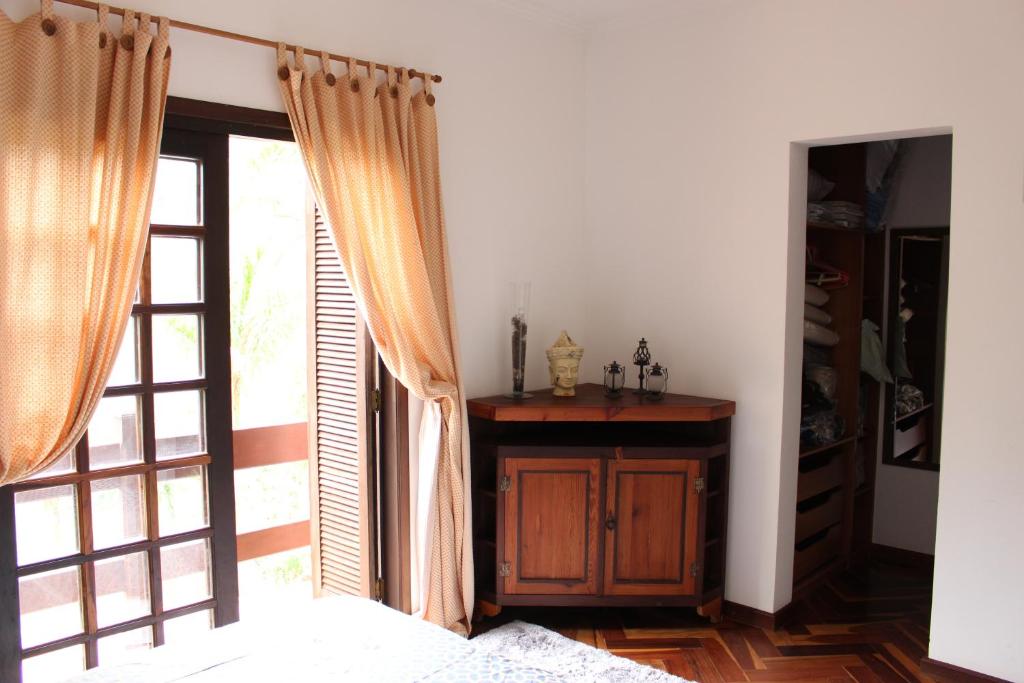  Casa na Serra de Itaipava: Natureza com conforto