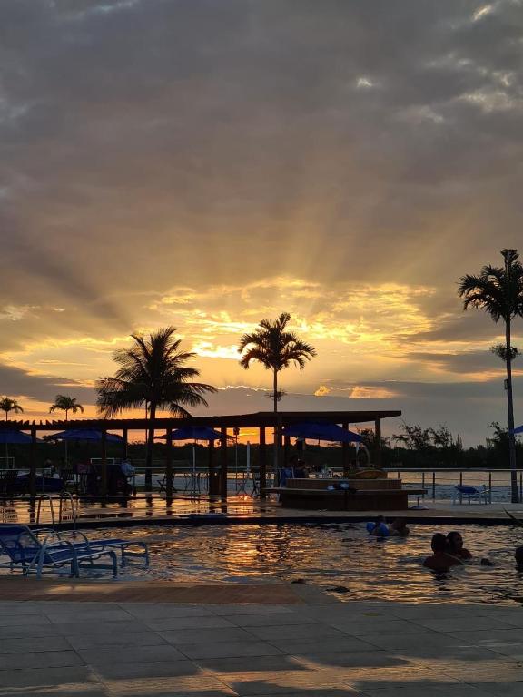  Golden Lake - Um pedaço do Paraíso em Arraial do Cabo