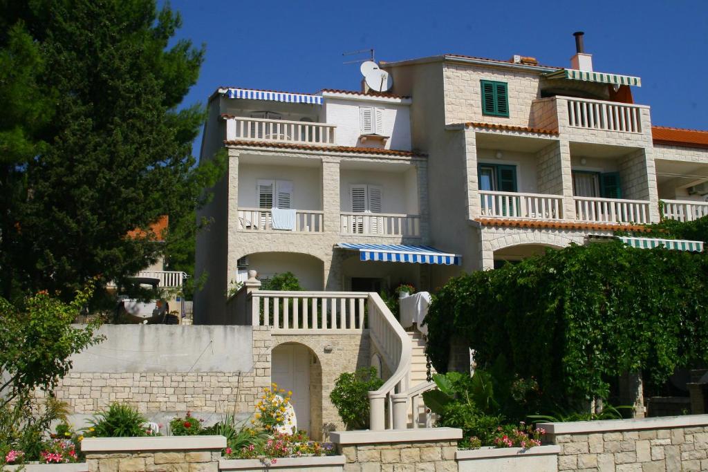 Budova, kde se apartmán nachází