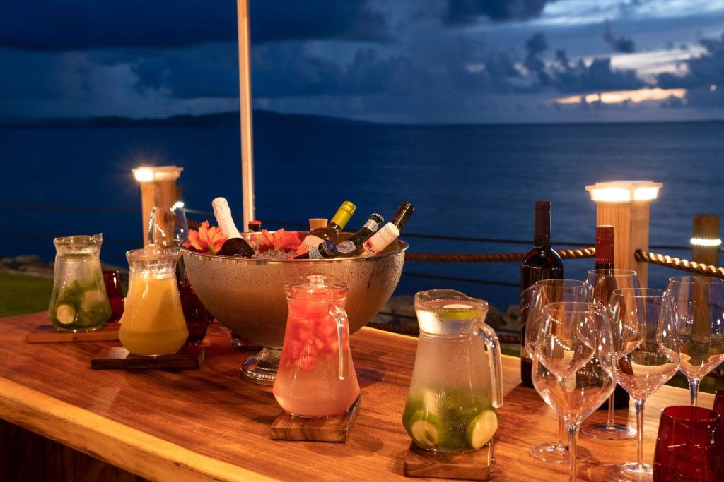 Nápoje v ubytování Radisson Blu Resort Fiji