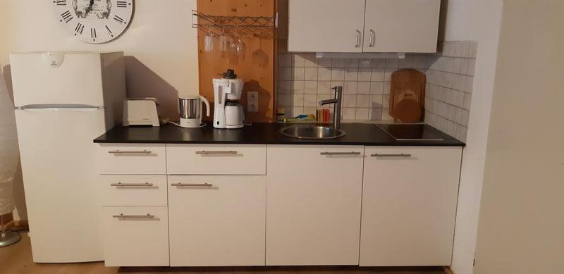 Kuchyň nebo kuchyňský kout v ubytování Ferienhaus Bayern am Ferienpark Westerncity