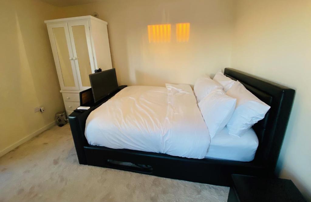 Postel nebo postele na pokoji v ubytování Birmingham Guesthouse