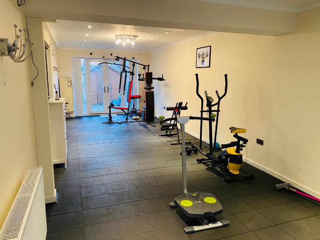 Fitness centrum a/nebo fitness zařízení v ubytování Birmingham Guesthouse