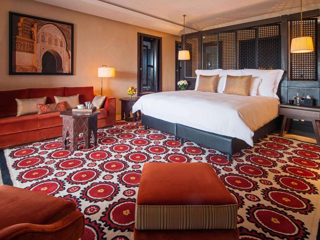 Postel nebo postele na pokoji v ubytování Fairmont Royal Palm Marrakech