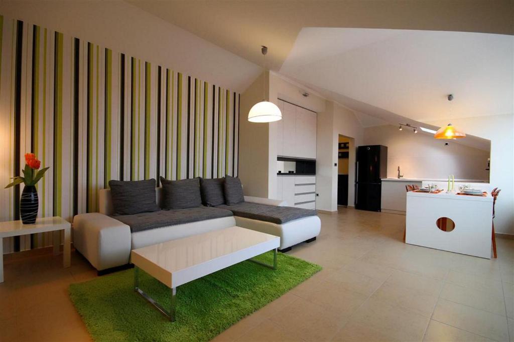 Domador Rooms & Apartments - One-Bedroom Apartment