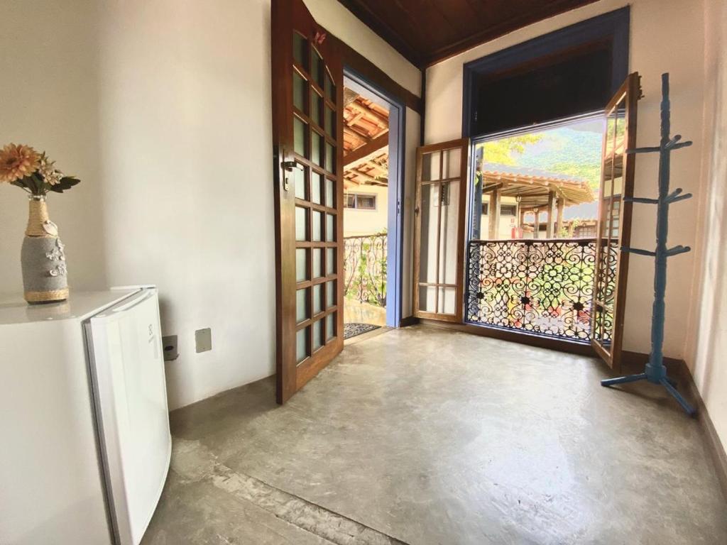 Vila Pequeá Pousada Ilhabela  Vila Pequeá Pousada Ilhabela