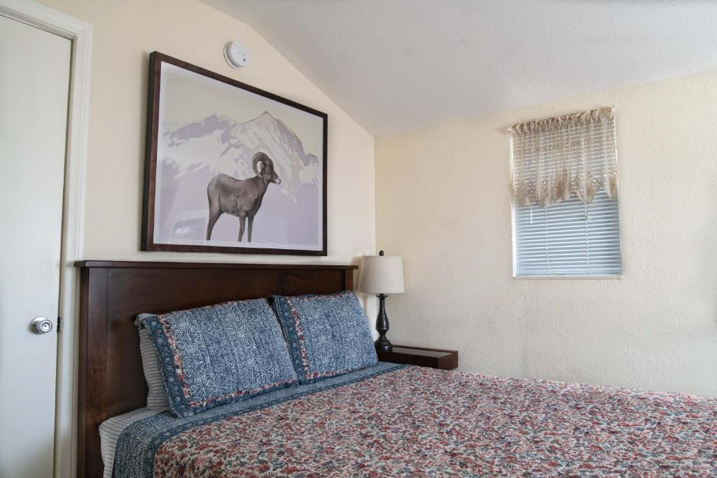 Mt Williamson Motel and Basecamp - Superior Double Or Twin Room
