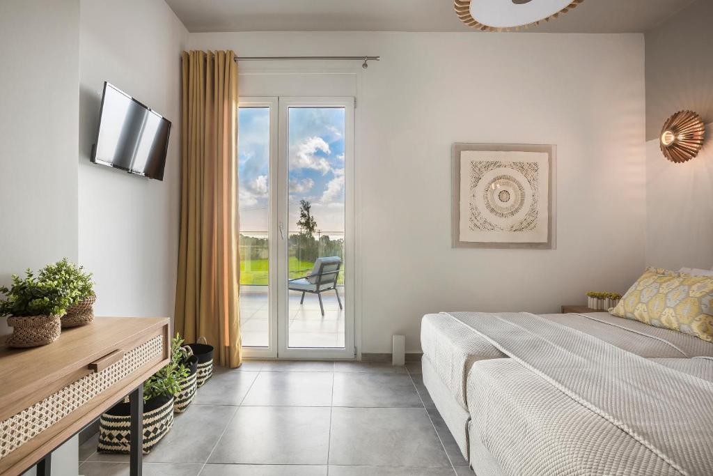 Posteľ alebo postele v izbe v ubytovaní Artemon New Luxury Villa