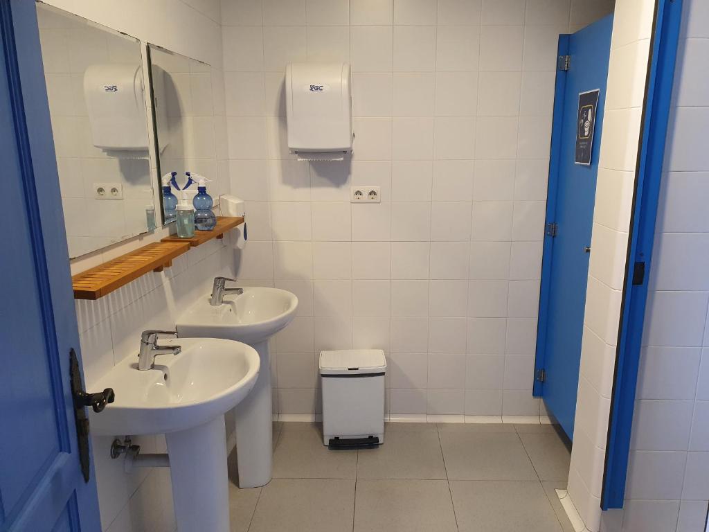 Albergue Villares de Orbigo - Bed In Een Gemengde Slaapzaal Met 6 Bedden