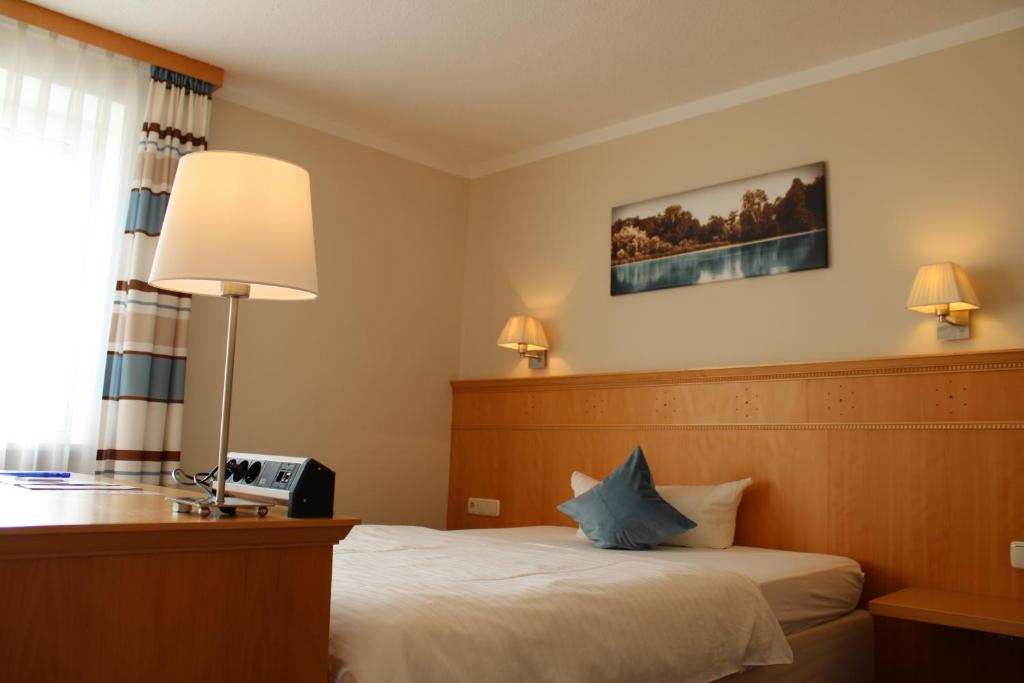 Inntalhof - Chambre King Confort (Lit 1,40mx2m)