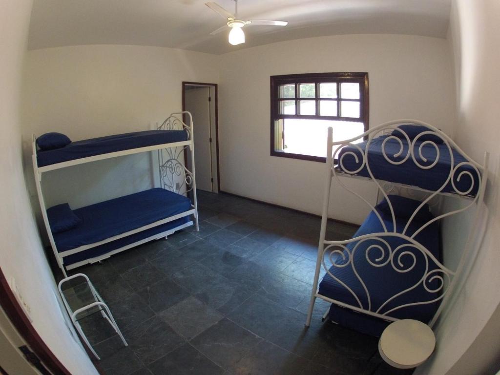  Linda Casa em Ubatuba Praia do Tenório com piscina a 150 metros do mar .