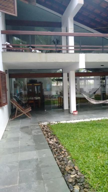  Linda Casa em Ubatuba Praia do Tenório com piscina a 150 metros do mar .