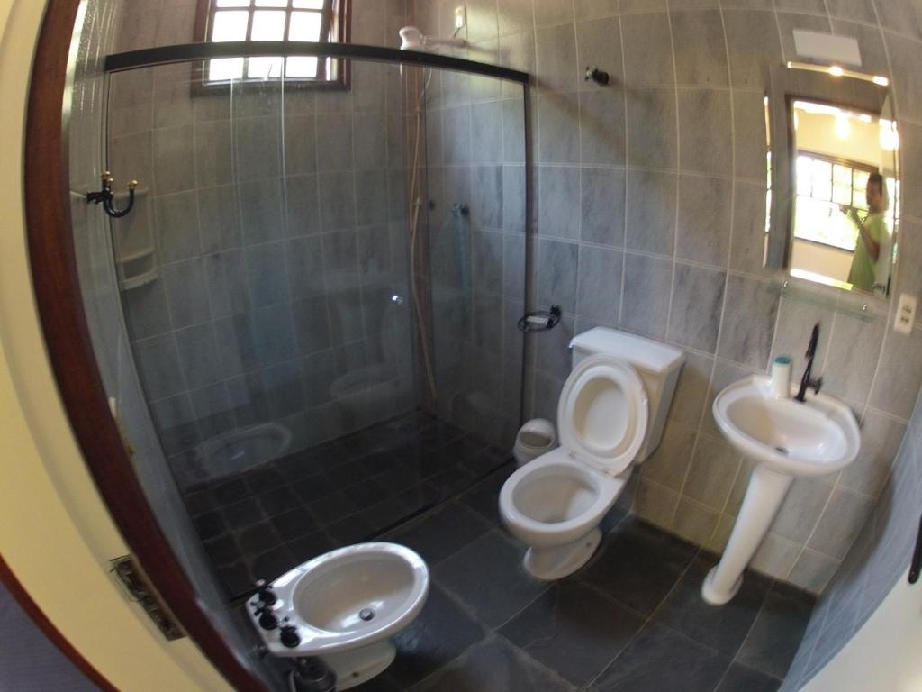  Linda Casa em Ubatuba Praia do Tenório com piscina a 150 metros do mar .