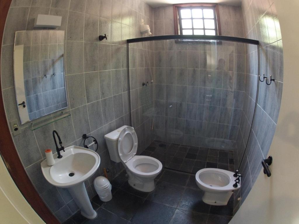  Linda Casa em Ubatuba Praia do Tenório com piscina a 150 metros do mar .