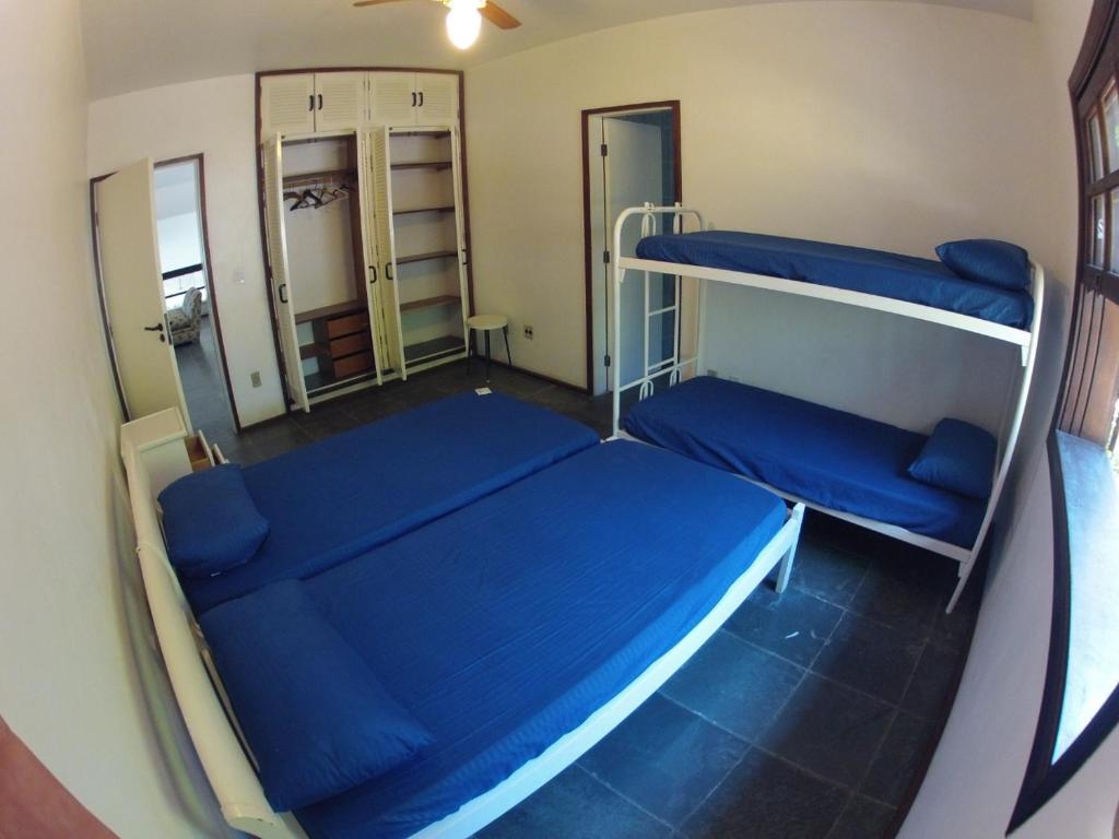  Linda Casa em Ubatuba Praia do Tenório com piscina a 150 metros do mar .