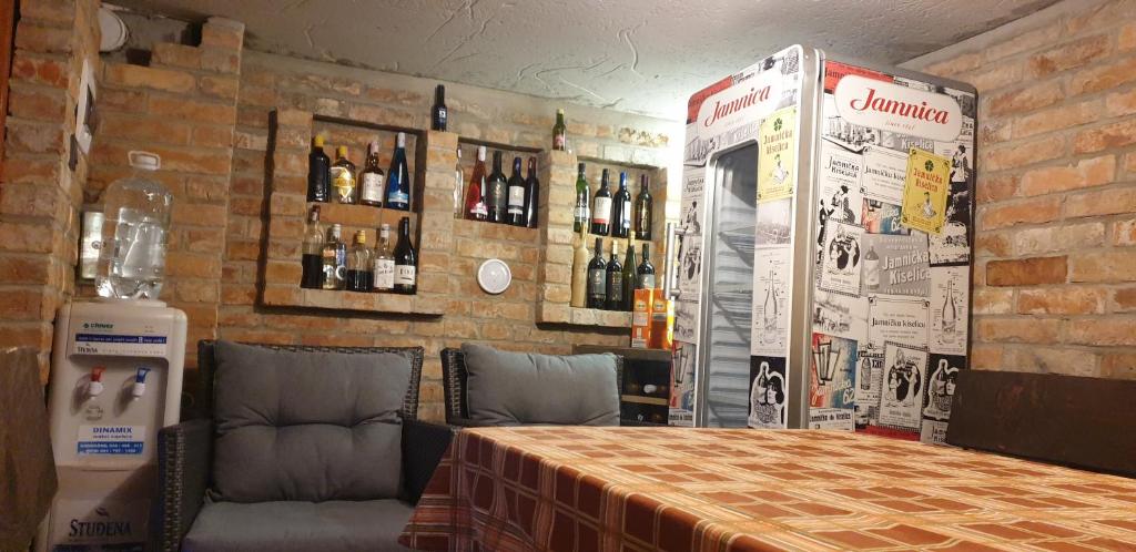Lounge alebo bar v ubytovaní Kuća za odmor Mladen i Martina