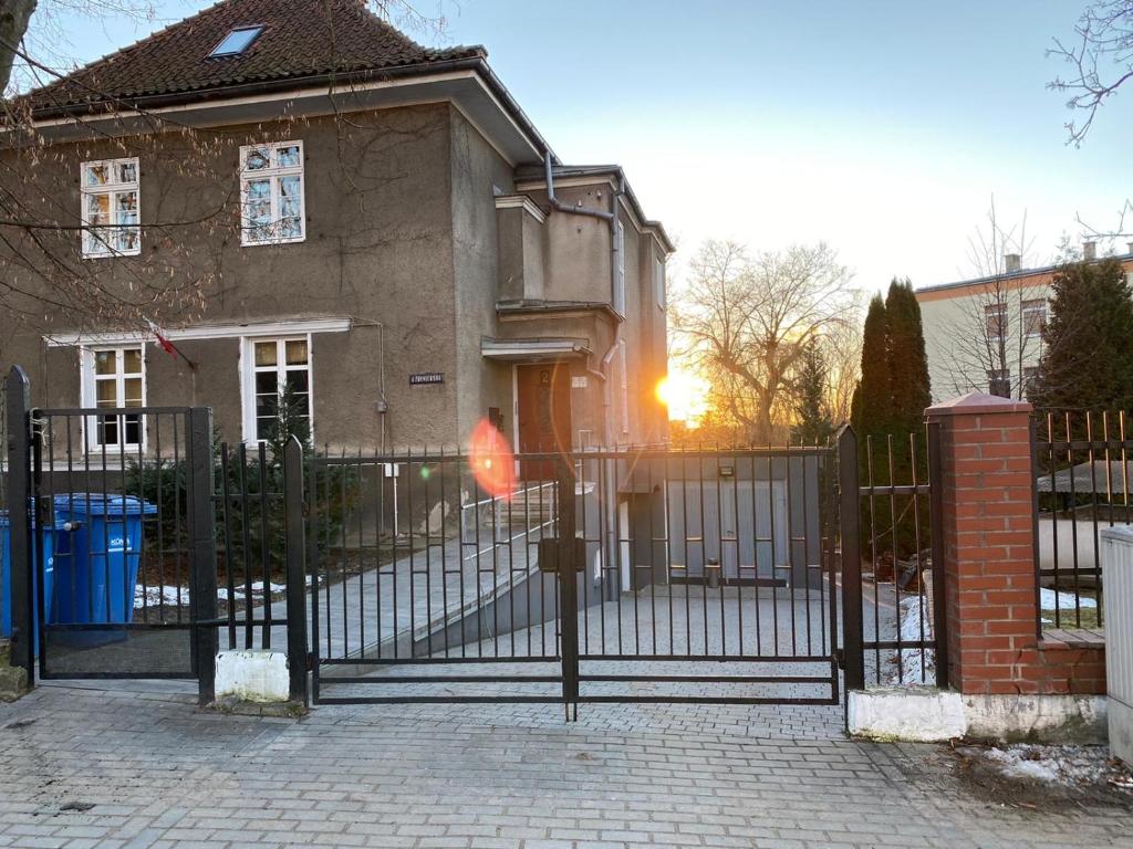 Budova, v ktorej sa apartmán nachádza