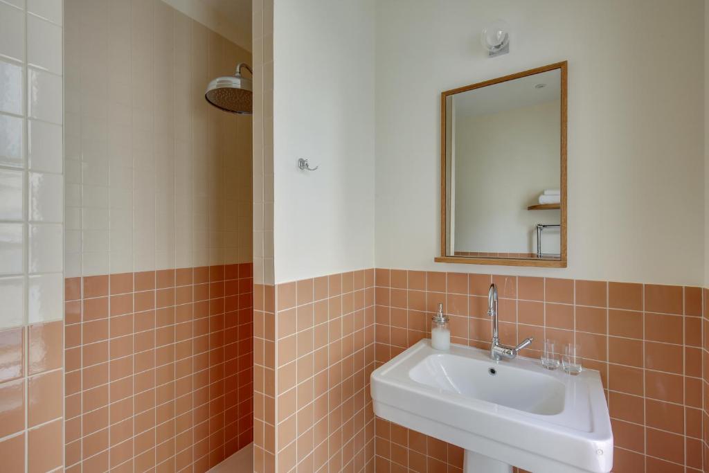 Badon Boutique Hotel - 9