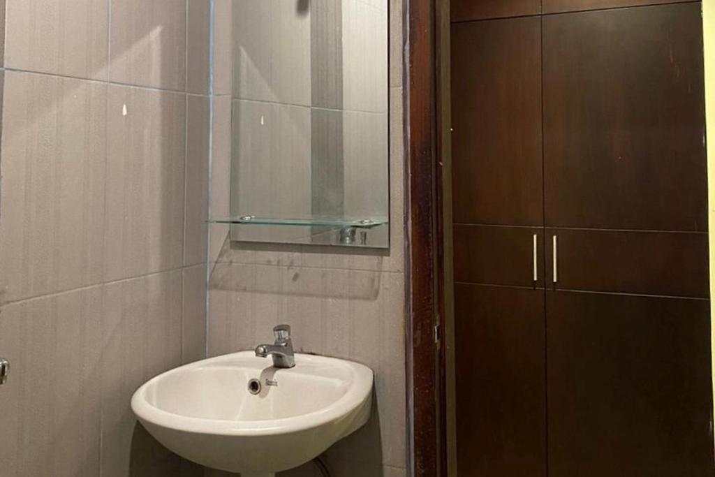 RedDoorz Plus Syariah @ Jalan Syiah Kuala Banda Aceh - Habitación Gemela