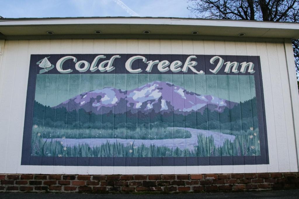 Cold Creek Inn photo