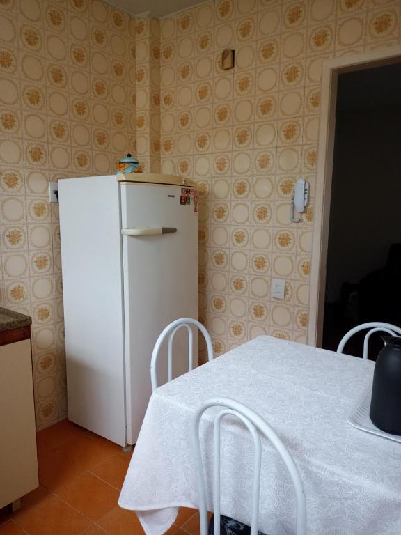  Apartamento 3 Qts Superconfortavel em Itapoã.