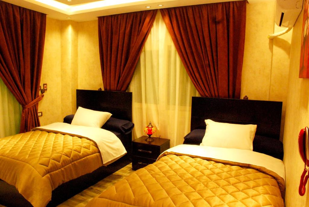 Pyramids Planet Hotel - 4