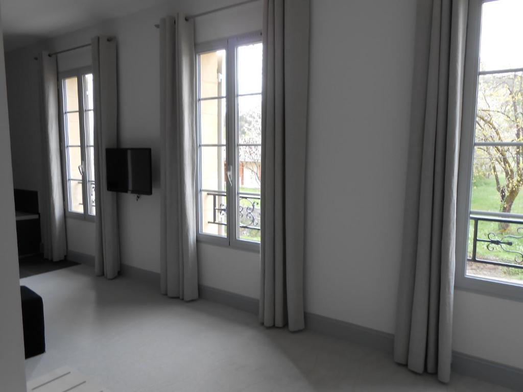 Logis- Hôtel Spa Restaurant l'Epicurial - Error