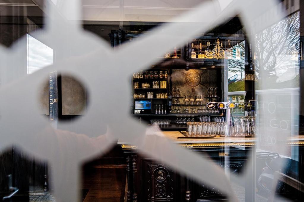 Hotel Brasserie Smitsにあるラウンジまたはバー