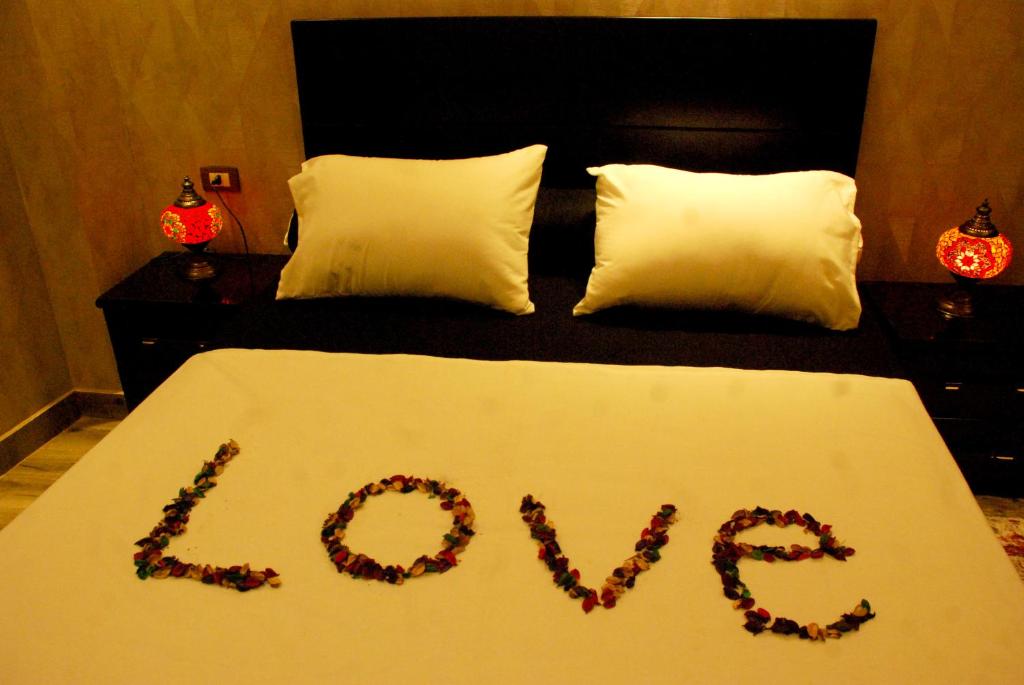 Pyramids Planet Hotel - 19