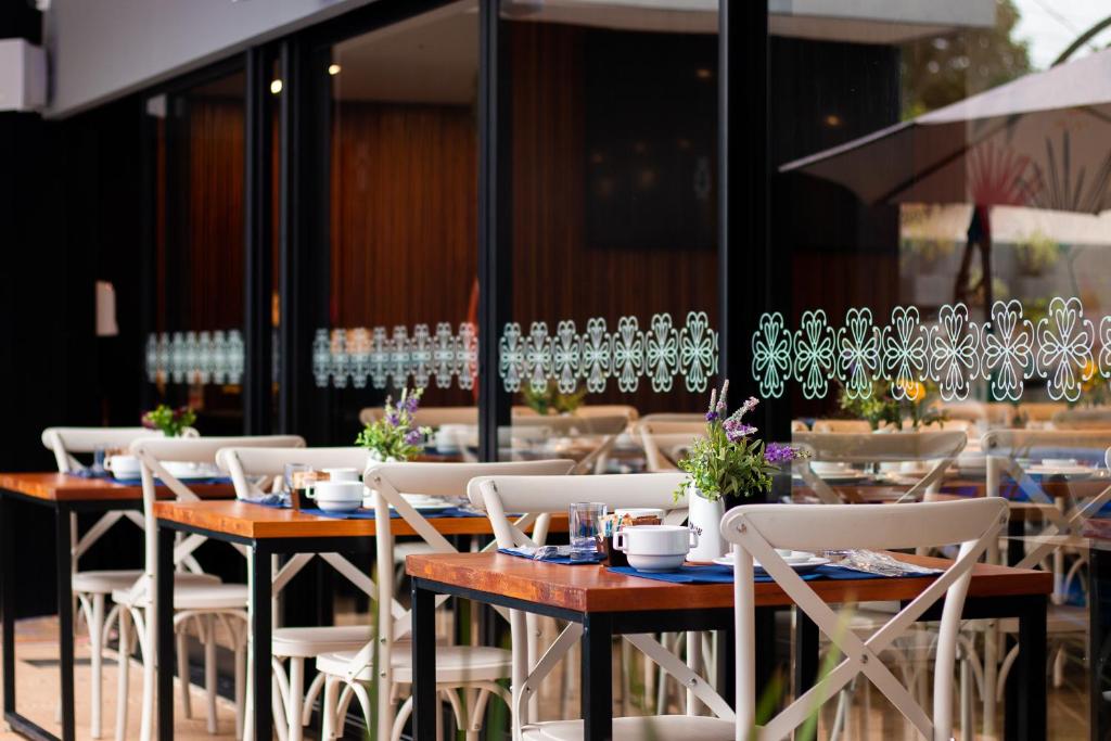  Pousada Flores do Carmo