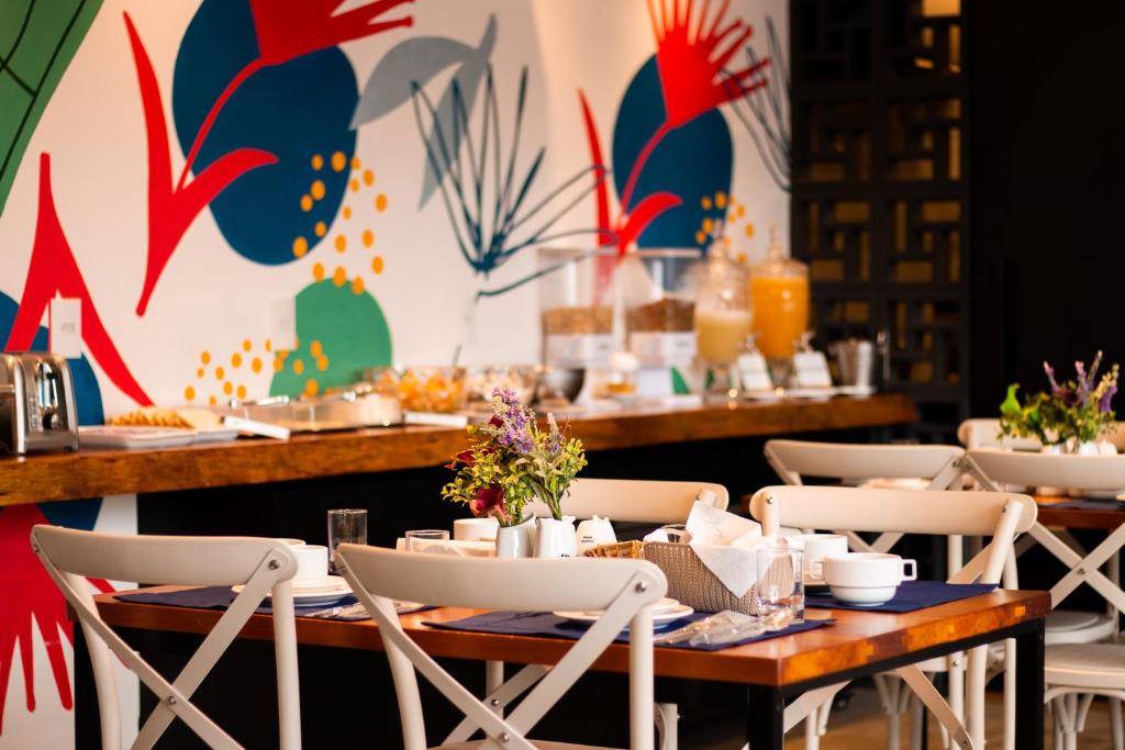  Pousada Flores do Carmo