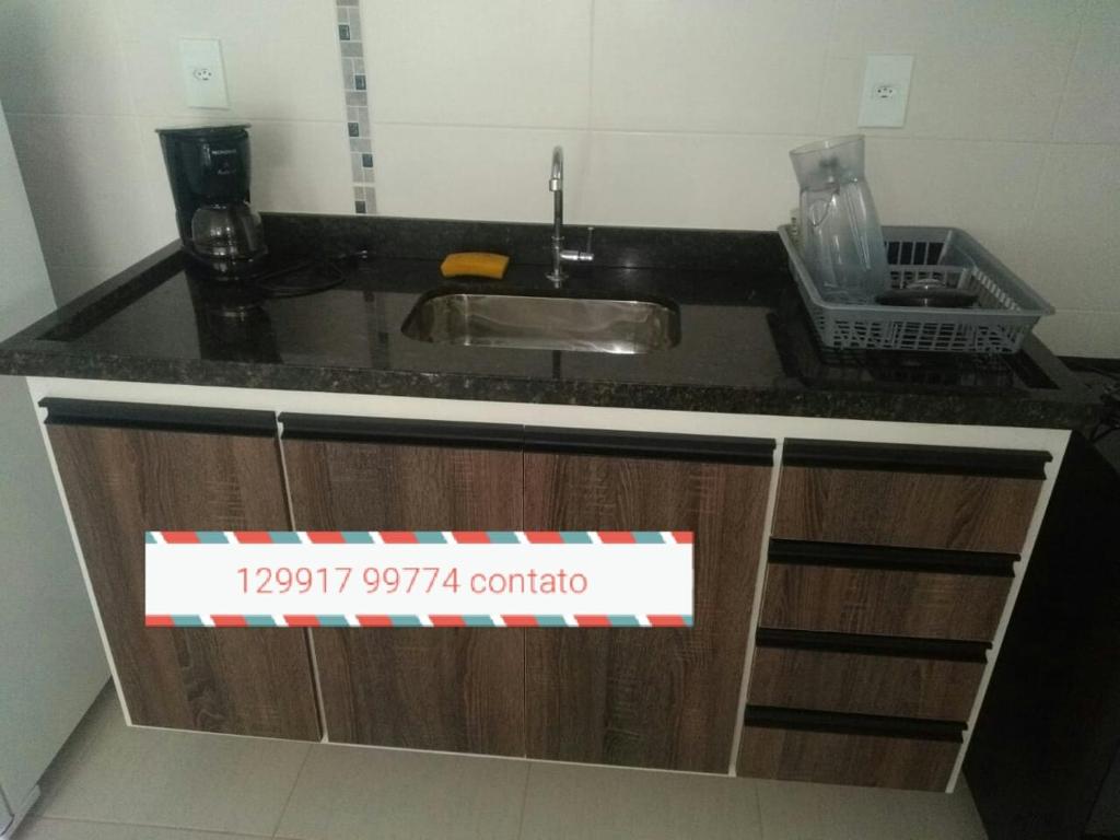  Apto na praia grande ubat/$250/vista pro mar/locac.Temporada/2guartos+2banheiros+2vagas/portaria 24h/predio zelao novo