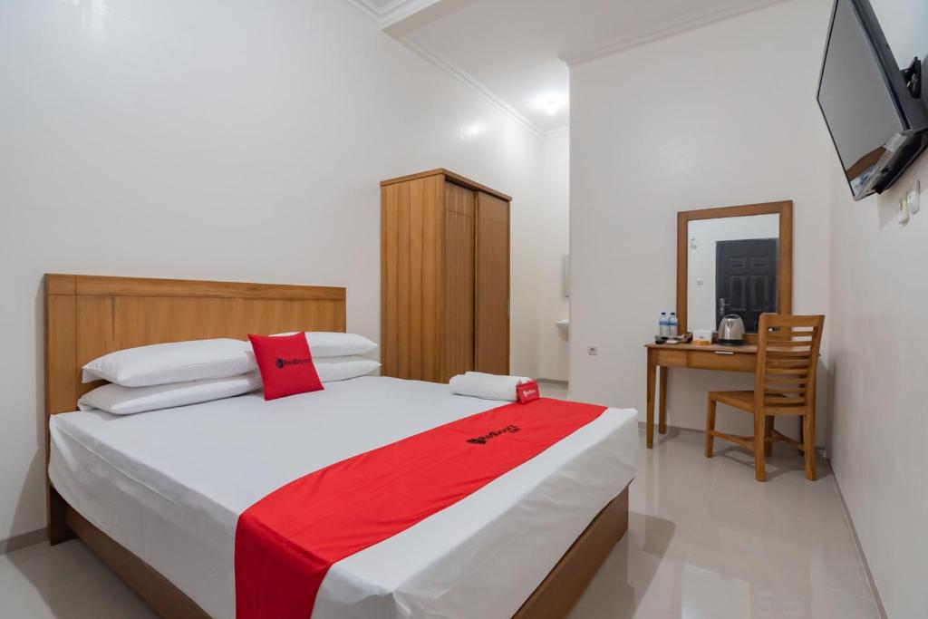RedDoorz Syariah Plus @ Perintis Guesthouse Tasikmalaya - Housity