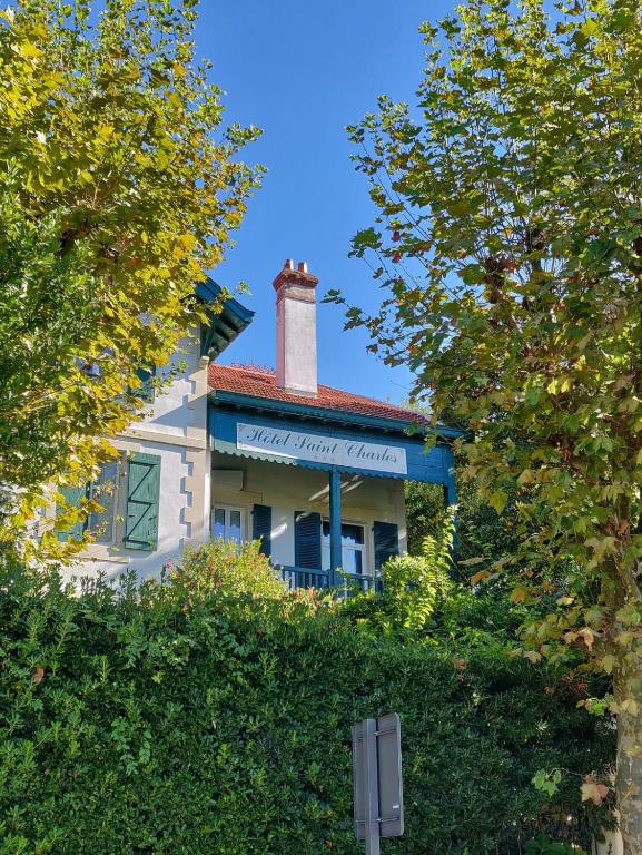 Zahrada ubytování Saint Charles Hôtel & Coliving Biarritz
