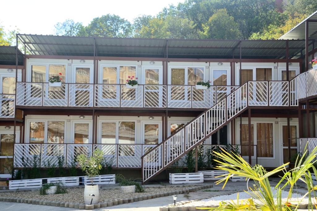 Conti Complex