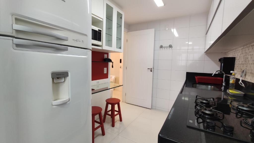  Apartamento 2 quartos a duas quadras do mar