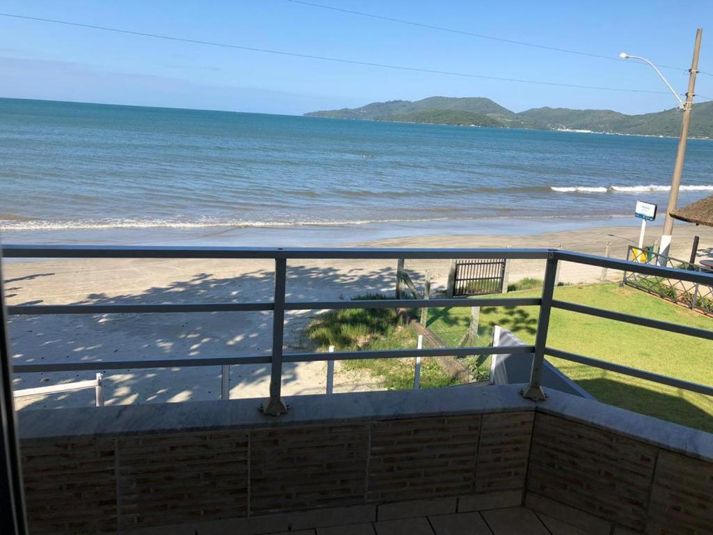  Apto Frente Mar